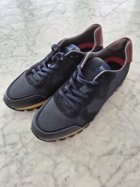 Boggi Men's Navy and Burgundy Casual Sneakers